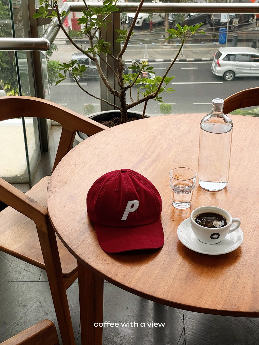 XiaoRodrig5q's tweet photo. After an early jog, I spent a quiet hour alone at this bright space in Dago. Arrived around 7 a. m., ordered a delicious long black, and enjoyed the fresh air, peaceful view, and slow start to the day. https://t.co/ERhiafMGao