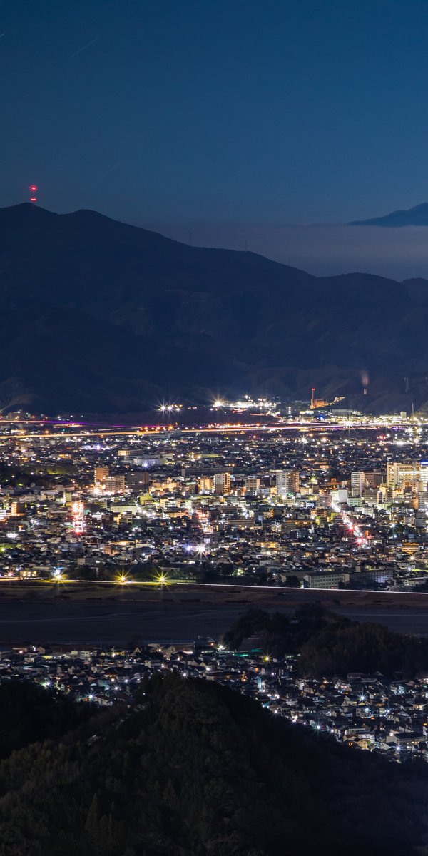 Photo_Scarlet's tweet photo. 満月の夜に見た、自分史上最高の夜景 https://t.co/S5VrRVDJwl