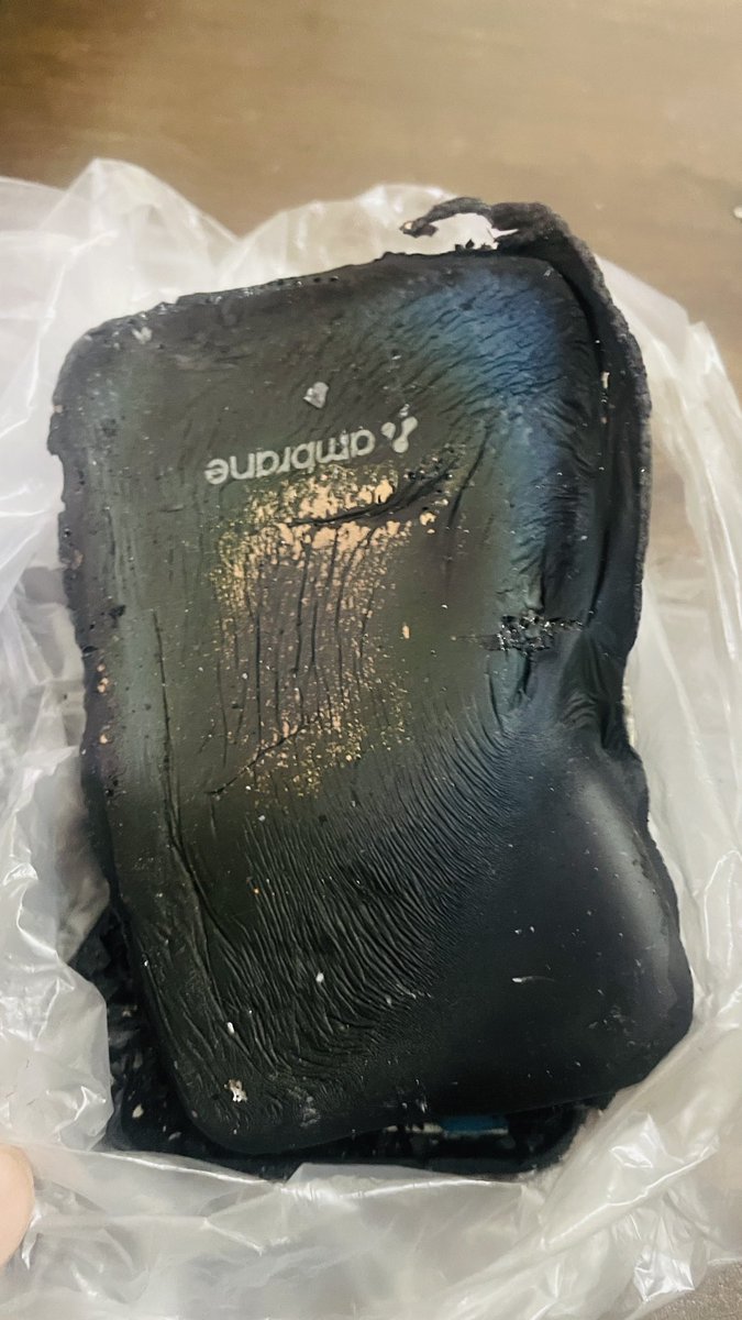 ashu6817's tweet photo. ⚠️ My Ambrane 10,000mAh MagSafe power bank overheated and caught fire, severely melting the device and burning my furniture.
This is a serious safety concern. @AmbraneIndia @amazonIN — please investigate this incident and provide a resolution
#Ambrane #ProductSafety #FireHazard https://t.co/xaPhxK0mJs