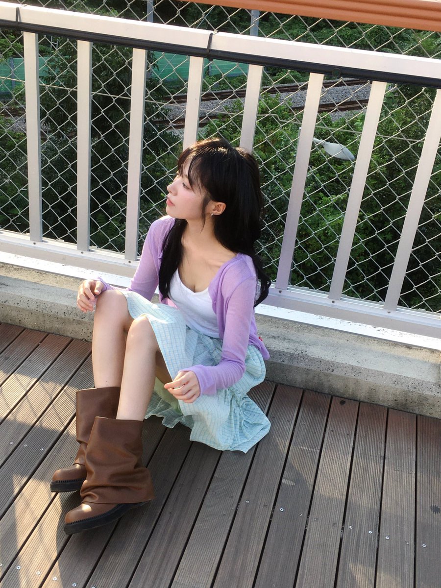 frombomin's tweet photo. 긴머로이런사진찍어온거실화야 엉엉 https://t.co/qwyIfDwq0X