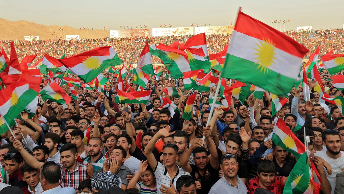 tvzend's tweet photo. Mesûd Barzanî ji bo 9. salvegera Referandûma Serxwebûnê peyamek belav kir

Mesûd Barzanî ji bo referandûmê got:

"Dengek e ji bo dîrokê û bîranînek e ji bo nifşan."

Serokê Partiya Demokrat a Kurdistanê (PDK) Mesûd Barzanî, di 9. salvegera Referandûma Serxwebûnê de peyamek belav kir û got:

“Dengek e ji bo dîrokê û bîranînek e ji bo nifşan. Salvegera serkeftina vîna gel pîroz û payedar be.”

Di 25ê Cotmeha 2017yan de li Herêma Kurdistanê Referandûma Serxwebûnê hatibû kirin û di encama referandûmê de ji %92yê welatiyên Herêma Kurdistanê ji serxwebûnê re gotibû "erê".