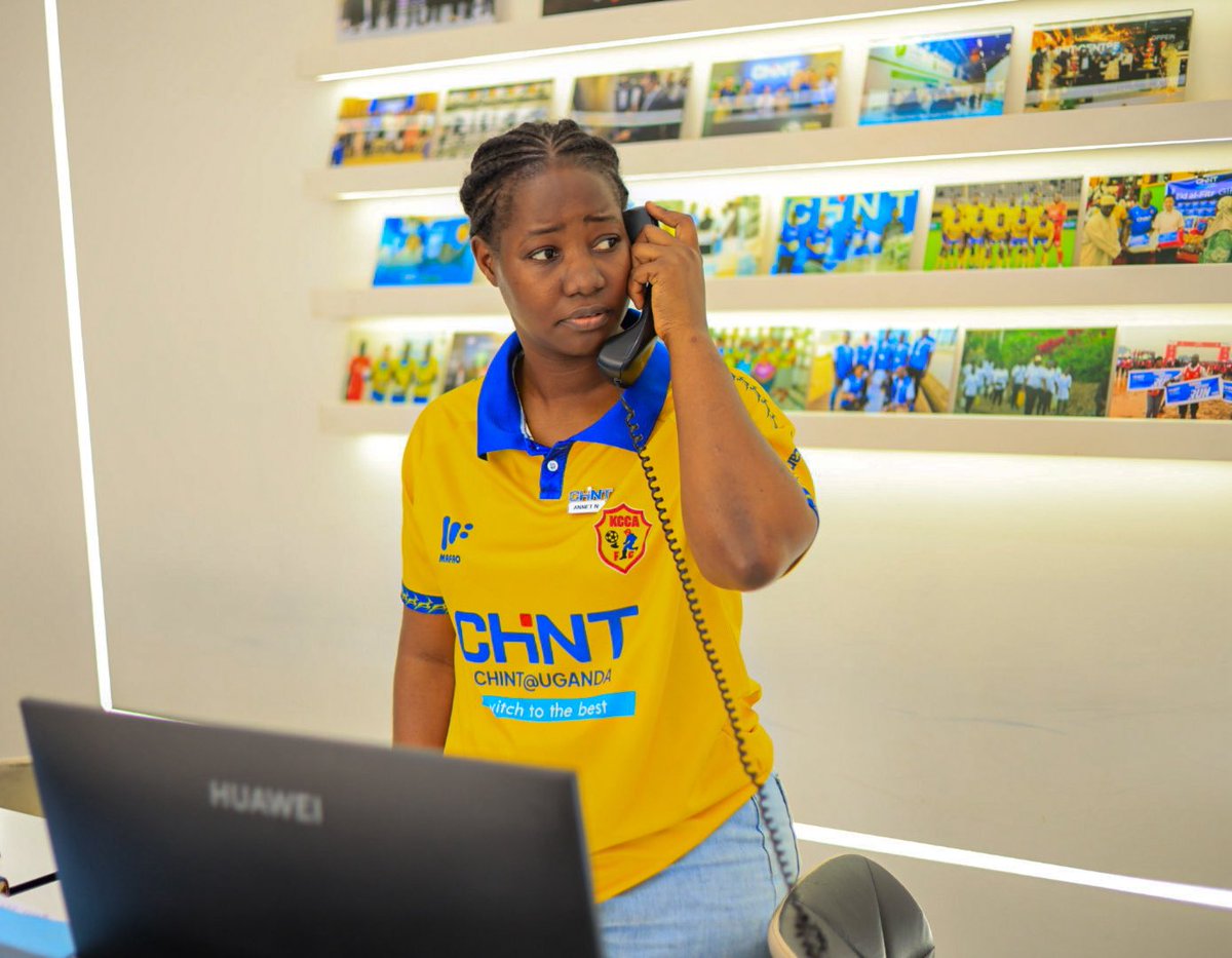 ChintUganda's tweet photo. Friday looks better in the KCCA FC colours! 🔴⚪🔥
Celebrate local football. Celebrate local pride. Celebrate the game we love. ⚽🇺🇬
CHINT Uganda × KCCA FC
#LocalJersey #KCCAFC #ChintUganda #SwitchToTheBest https://t.co/7zVzDRRyHb