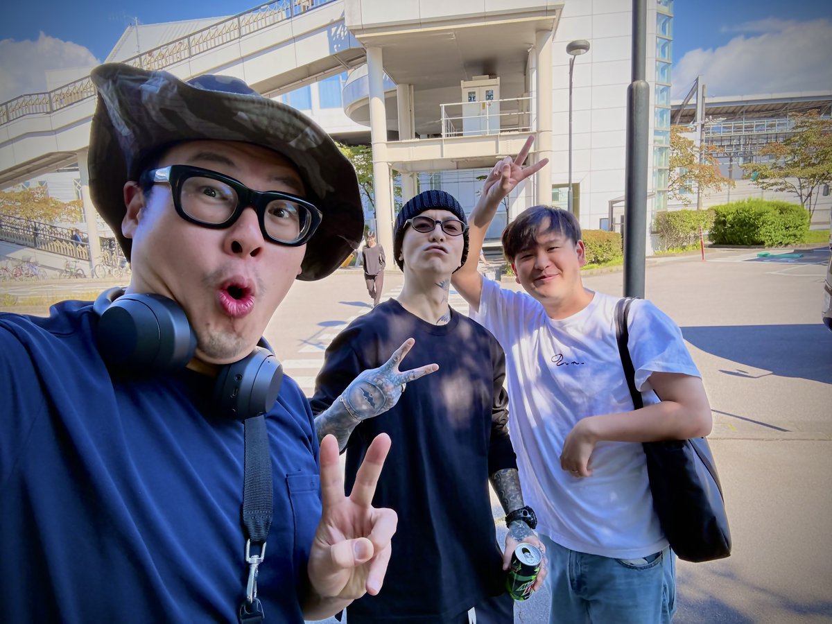 ICCHY8591's tweet photo. ふぉい、またまた誘ってくれてサンキューな！
相変わらず、ヤベェもん探してくるよなぁ。
くったくただぜ。
ホモサピさんとも楽しく話せた！いつもありがとうございます！
動画が楽しみ、上がったらみんな見てくれよな〜！

#ふぉい　
#ホモサピ 
#石川典行 https://t.co/y98oxhj9P1