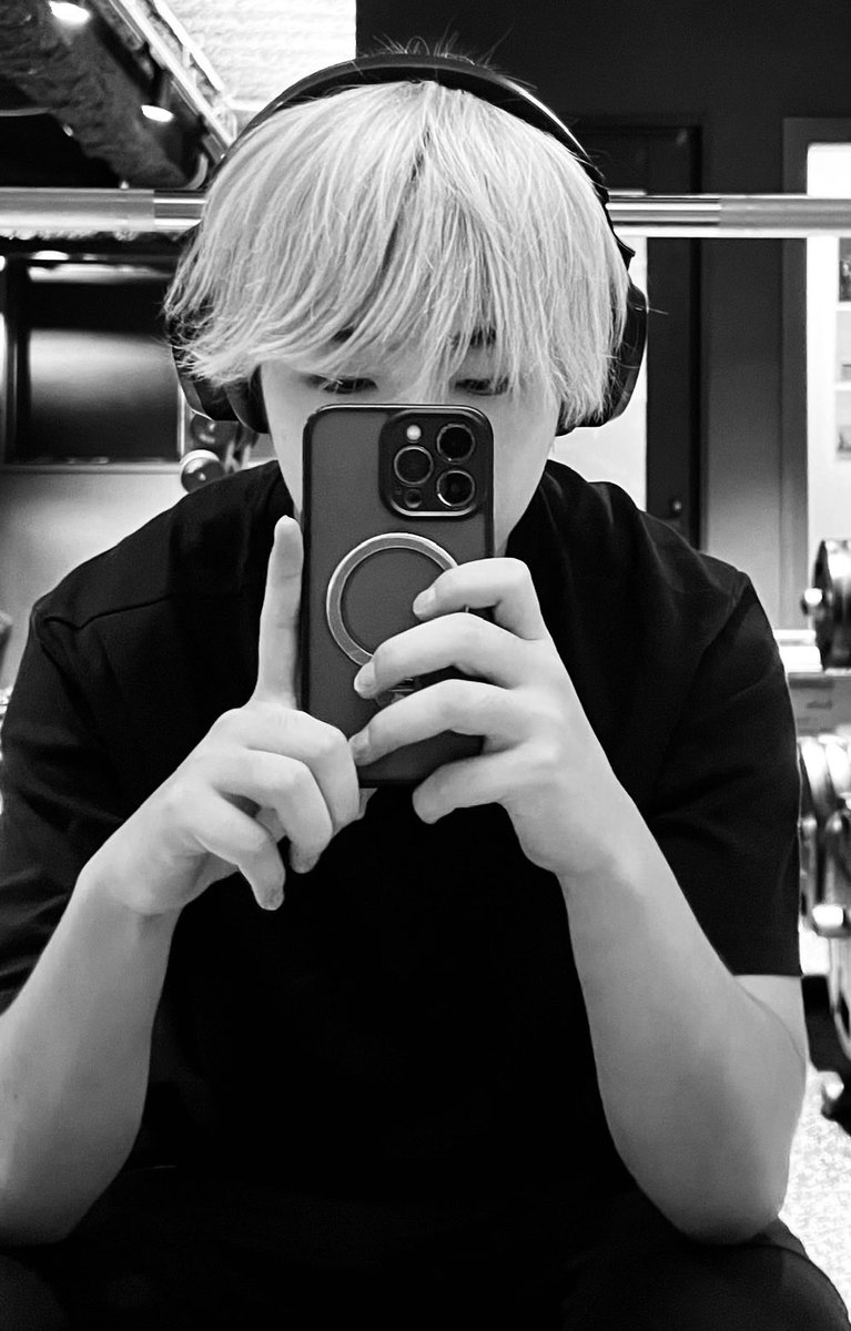 SarukaniBeatbox's tweet photo. 【DIARY📓】
Koheyのさるかにっきが更新！！

———

タイトル
「挑戦を、電波させる」

✅日記はこちら
https://t.co/mnjfUjJUdc

FC 「MOUTH PEACE」
https://t.co/kCw4kbfybl https://t.co/Cu6Lpdrt97