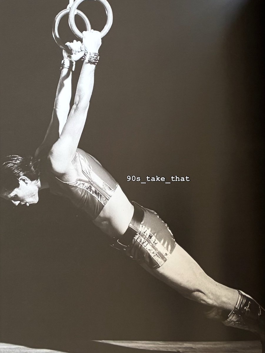 90s_take_that's tweet photo. #friJay ๐
๐งกโค๏ธโค๏ธโค๏ธ
#takethat #jasonorange #90s #lookatus #flashback #thatters #takethatfandom #jasonorangefandom @takethat #takethatlegends https://t.co/0QcQi5pb3q