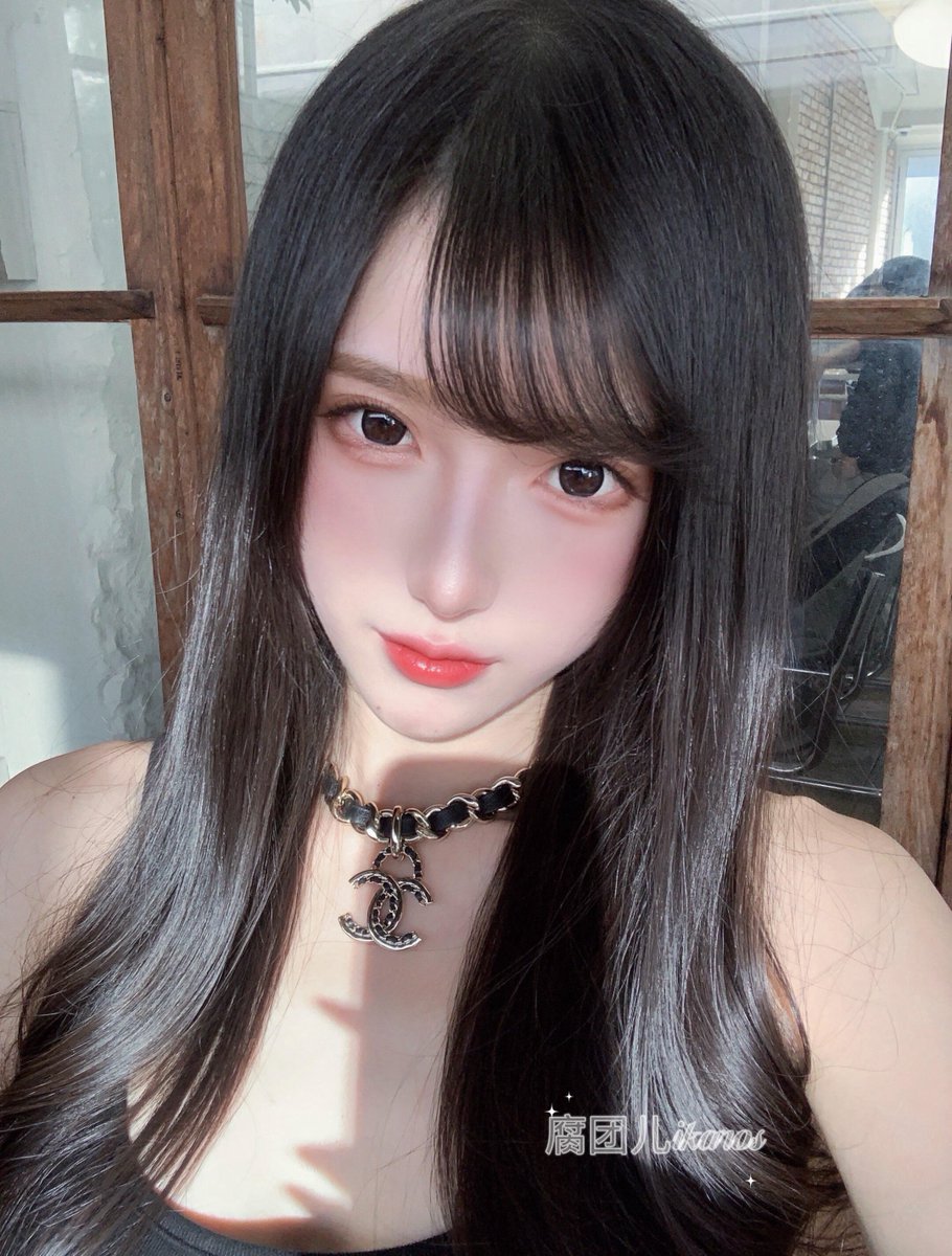 futuaner's tweet photo. 🌙🌕🌕💫 https://t.co/sFvgaGMcGR