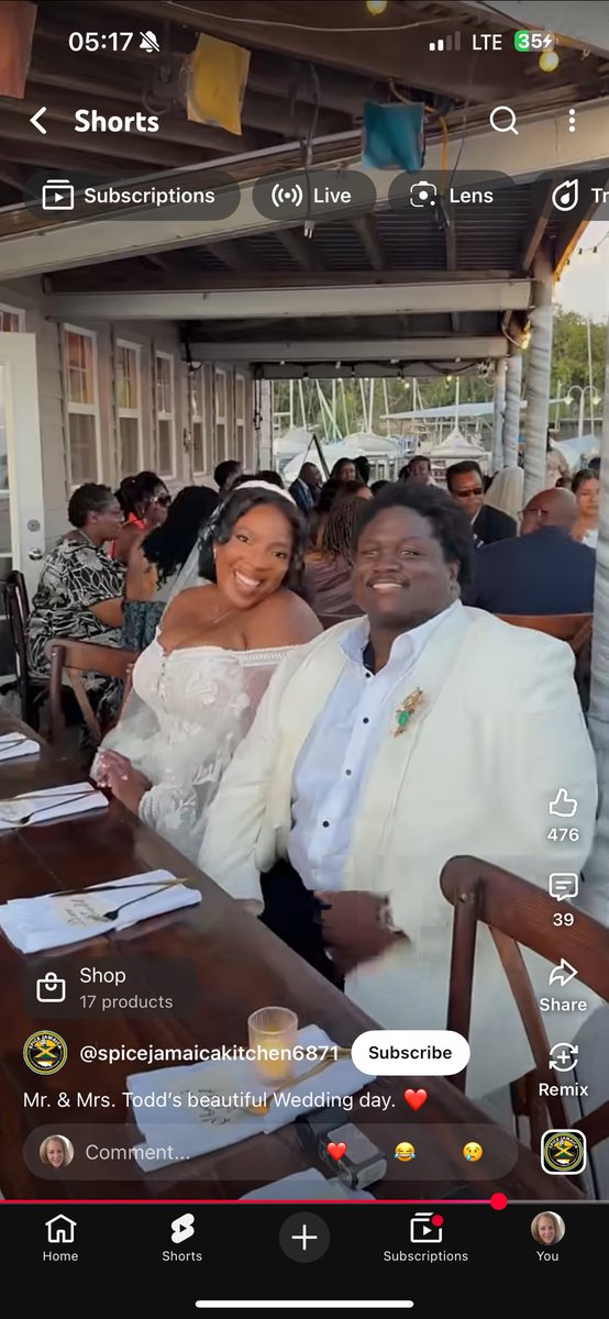 CarlaDempsey15's tweet photo. LMAO

BLUF…Bottom Line Up Front?
We call those tits.
Here’s a Jamaican sample.

Ignore that it looks like Fat Happy Noah Todd married a BLUF named Yvette and adopted Josh Bailey Wright.

I love Jamaica 🇯🇲 https://t.co/fmWdaG2gnG