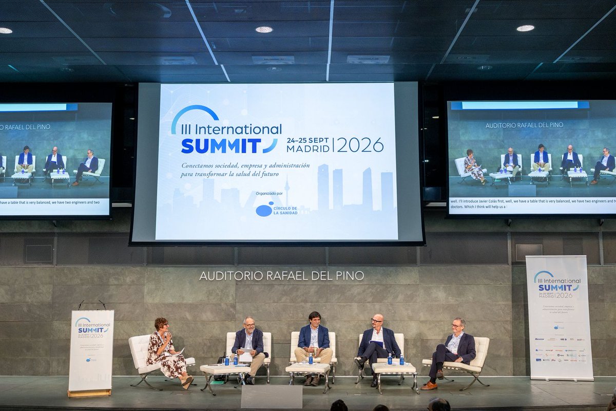 CirculoSanidad's tweet photo. ▶️ En el segundo panel sobre "Compra pública innovadora y el poder de compra", los expertos han coincidido en la transformación de la demanda de los servicios sanitarios públicos, como resultado de la mayor longevidad y de la cronicidad de las enfermedades y los pacientes. https://t.co/raXHkmLMTW