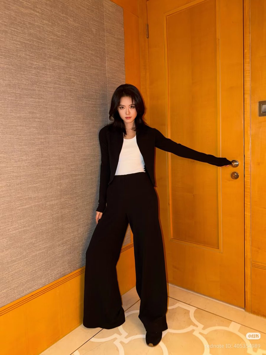 maixiang2002ID's tweet photo. Pretty Maimai update 👋🏻

#ZhaoJinmai #AJourneyToGlow 
#赵今麦 #จ้าวจินม่าย #조금맥 https://t.co/iNEgMNdw94