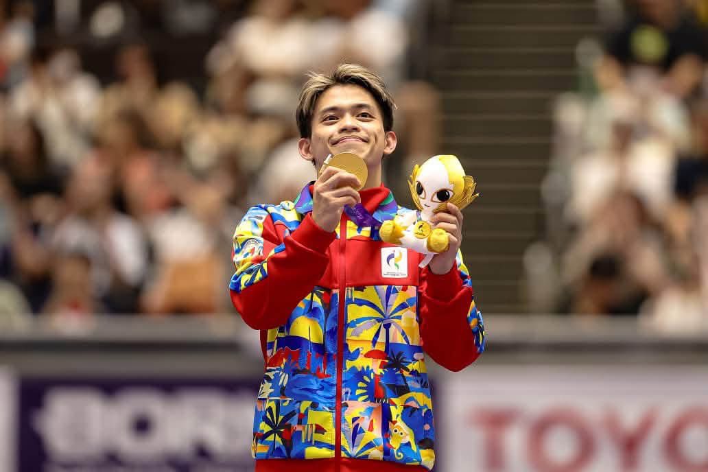 tj_canino's tweet photo. AND THAT’S A WRAP FOR CARLOS YULO AT THE 2026 ASIAN GAMES! 

🥇 FLOOR EXERCISE 
🥇 VAULT

THE MISSING PIECE IN HIS GOLDEN COLLECTION. THE FILIPINO GOLDEN BOY! 🇵🇭🐐 #AsianGames2026 🤸 https://t.co/Gwhq5LfFmM