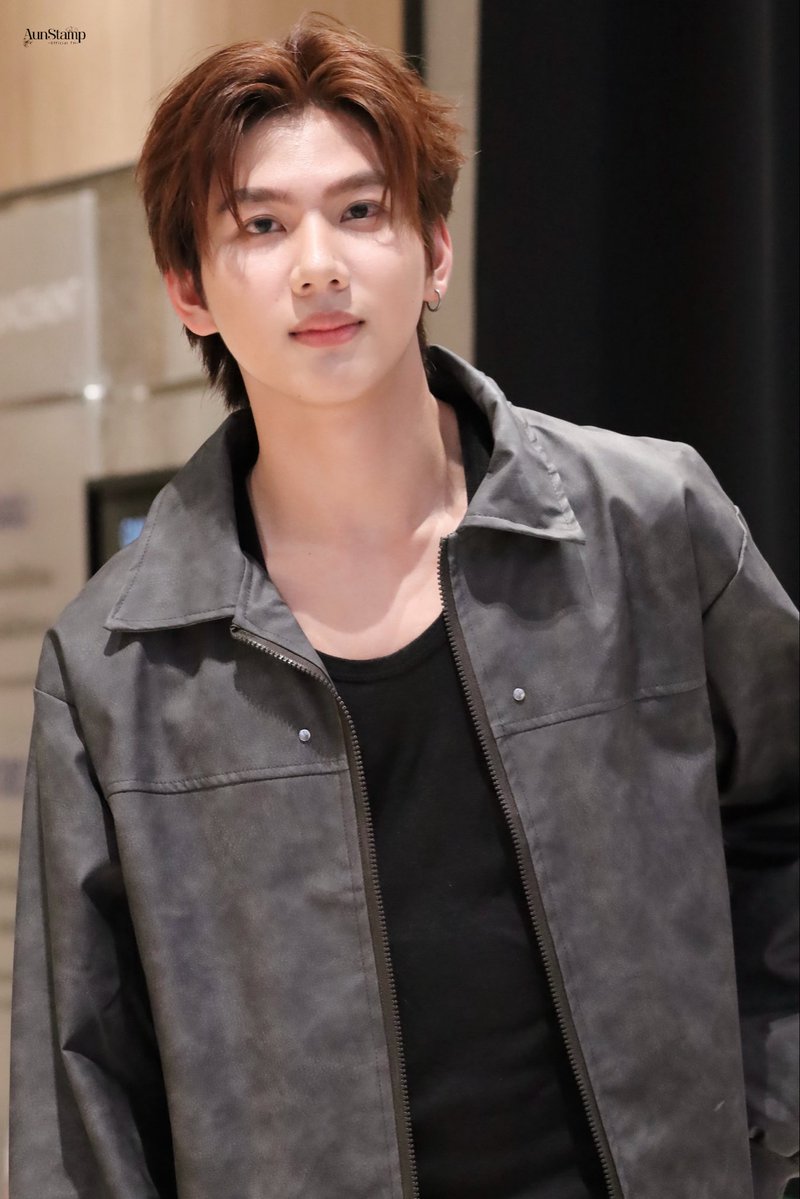 AunStampOFC_TH's tweet photo. คนนิ้คนเท่ มาเล่นกับใจเด็กสาว🥹

UNLUCKYBAE EPISODE8
#UnluckyBaeEP8 #Aunstamp https://t.co/Hv0B7DnKiU