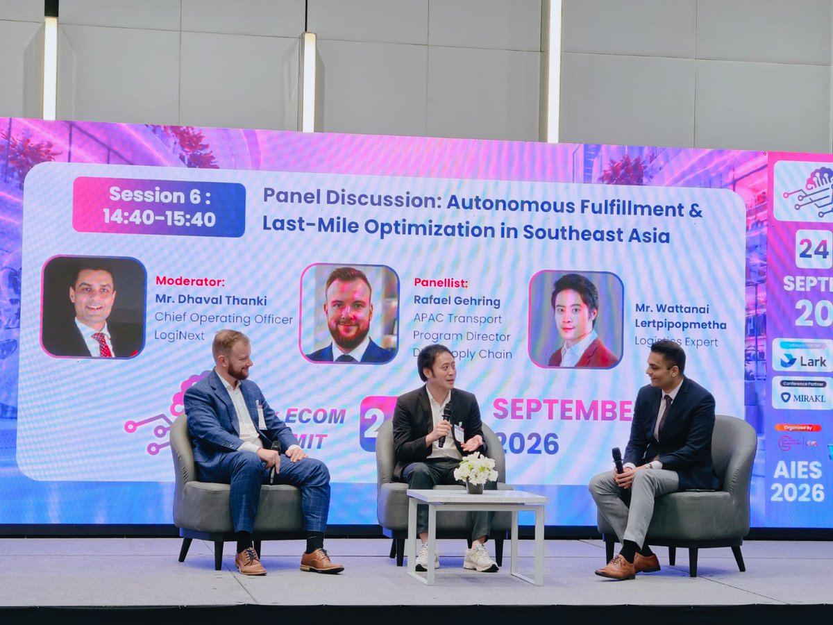 LogiNext's tweet photo. Over the last 48 hours, one thing became crystal clear: moving from traditional logistics to AI-native delivery orchestration is no longer optional for brands looking to scale across ASEAN it’s the competitive baseline.

#AIxEcomSummit #RetailTech #SupplyChainInnovation https://t.co/edmnBdrOZ7