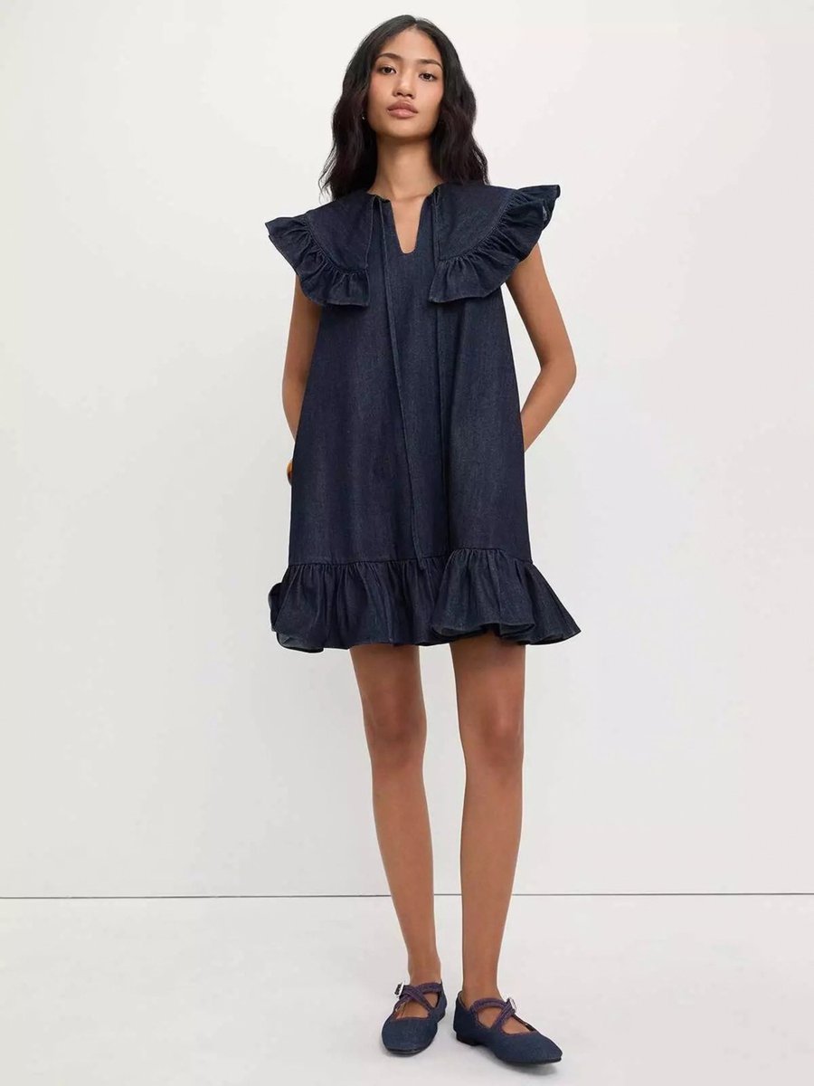 Oldschools_'s tweet photo. Dress yg dipakai Erine (@CErine_JKT48) #DiesVenErine di X: Pomelo - Mini Dress Wanita (Denim Peter Pan Collar Ruffle Trim Dress - Navy) πβ¨
Denim mini dress dari Pomelo warna navy dengan detail Peter Pan collar dan perfectly fits Erine's sweet style ππ€
#Os48 #ErineJKT48 https://t.co/sfat6F72VD