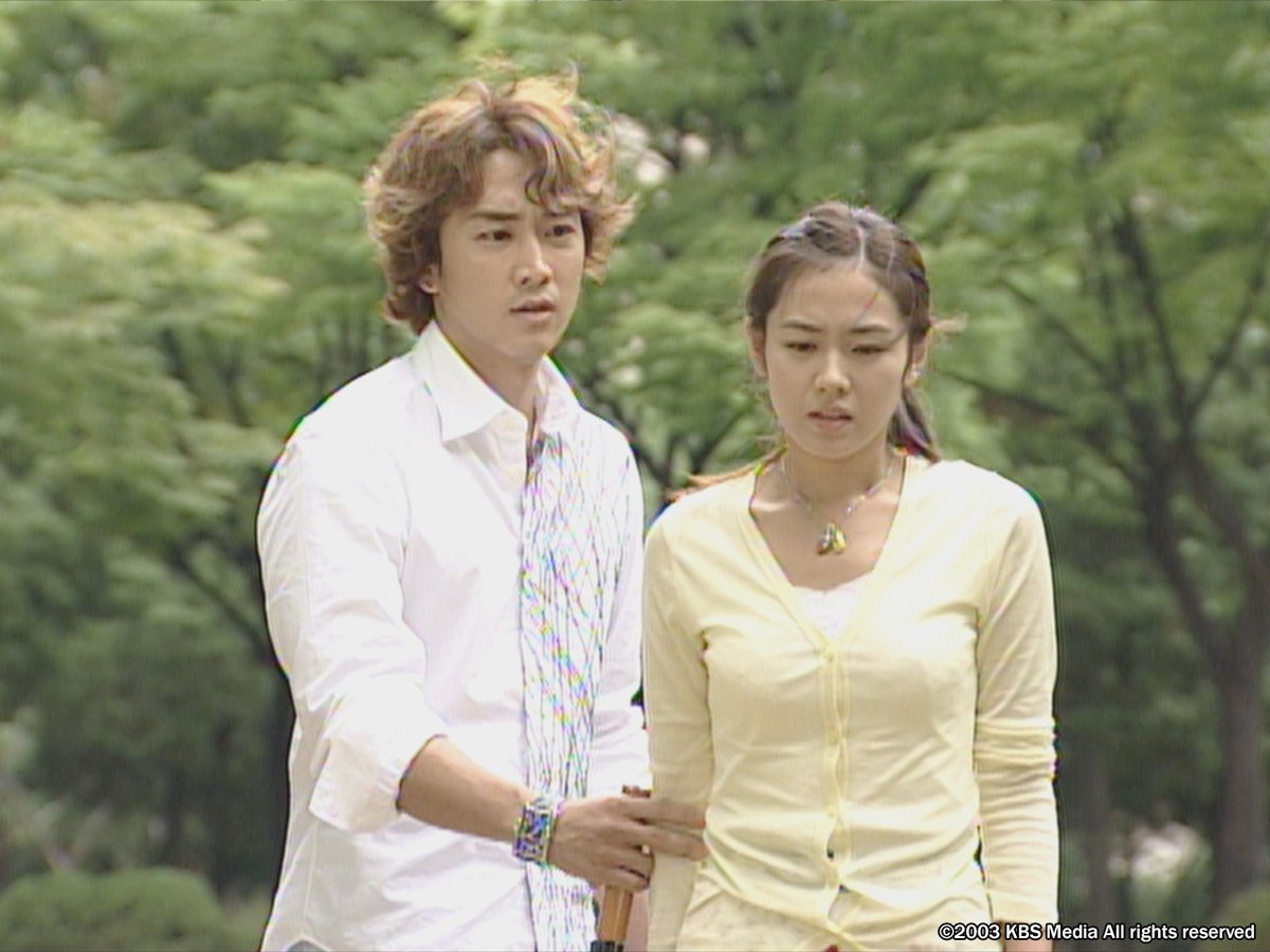 kandora_tvtokyo's tweet photo. 【#韓流朝ドラ６】テレビ東京にて毎週土日あさ6:00

明日10/24(土)は『夏の香り』第33話「さよならの前に（前編）」を放送です✨
いよいよ残すところ、あと２週！見逃さないで😳

＼真実を知った愛…受け入れられない心🥀／

ウネの心臓がヘウォンに移植されたことを、本人が知っていると分かったミヌ（ソン・スンホン）は、ヘウォン（ソン・イェジン）に会いに行く。自分が愛しているのはウネの面影ではなく、ヘウォン自身だと話すミヌだったが、彼女はそれを受け入れられない。