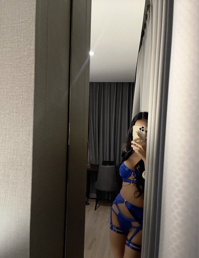 GermanPontotbn's tweet photo. #ladyboy_riyadh
#ladyboy_both_in_riyadh
#ladyboy_saudi https://t.co/mNalXeOKpB
