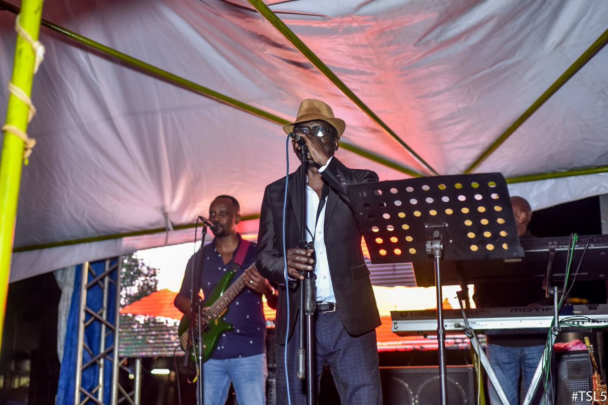smackists's tweet photo. Back then when music icon, Moses Matovu performed for us at the SMACK League. 🫂 A beautiful time it was.

May his soul surely rest in Eternal Peace 🕊️ https://t.co/n0Zg4XO542