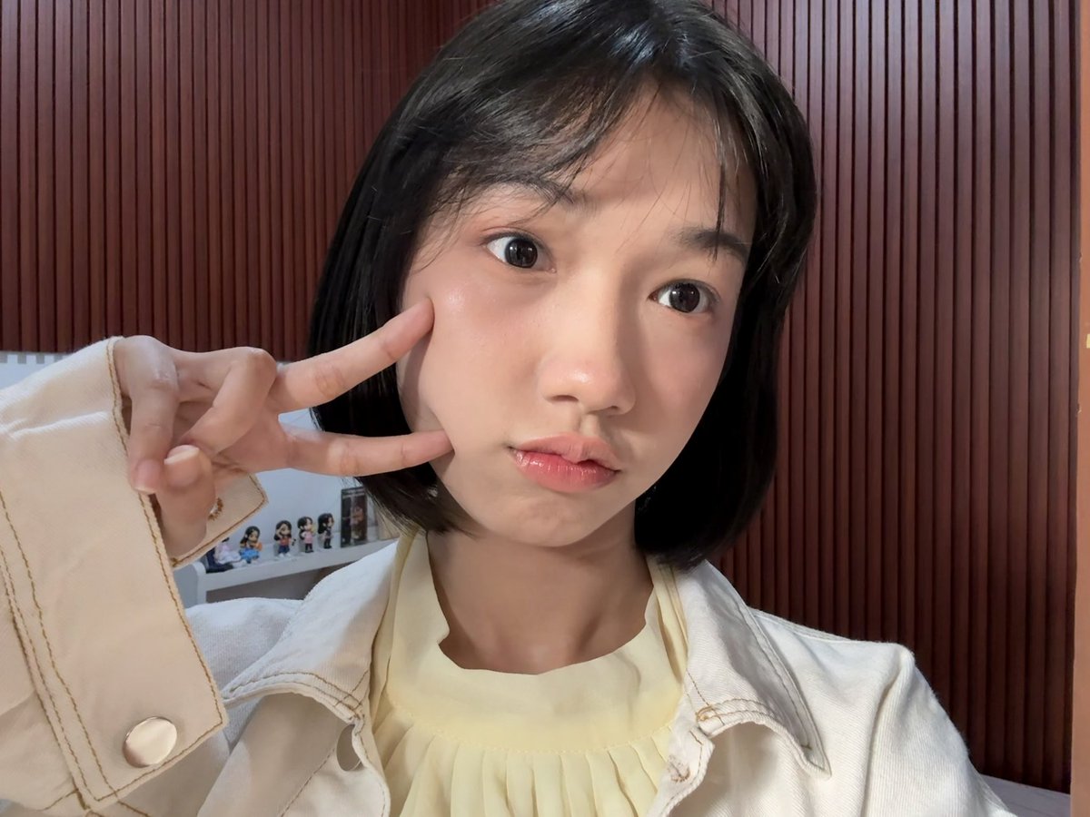 Ekin_JKT48's tweet photo. duh poninya ketinggalan #ekinyoubi https://t.co/7XfiZXx4AN