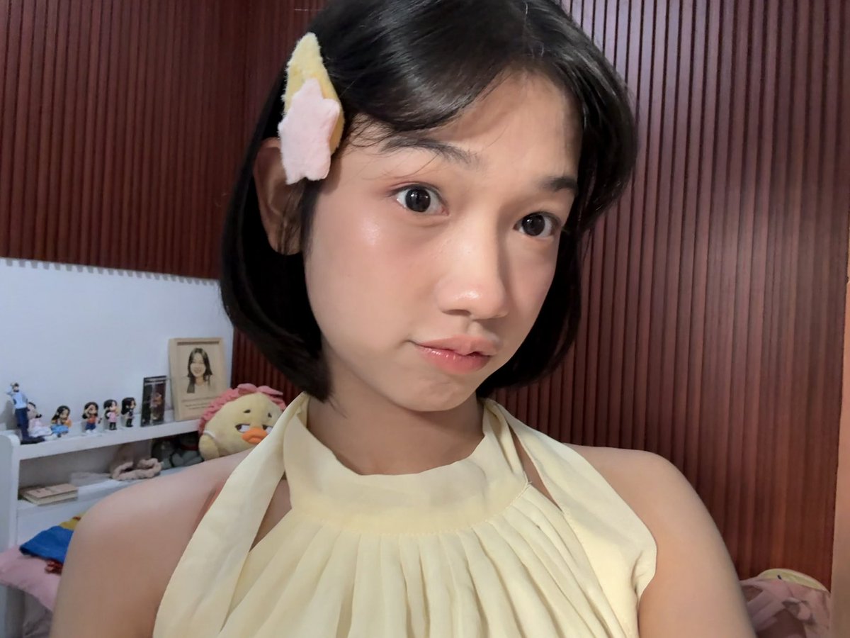 Ekin_JKT48's tweet photo. duh poninya ketinggalan #ekinyoubi https://t.co/7XfiZXx4AN