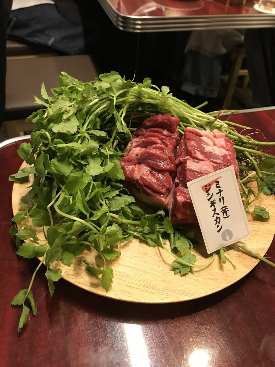 niol1223's tweet photo. こないだ行ったジンギスカンが美味し過ぎたからみんな札幌来た時行ってほしい〜(予約必須だけど)レバニラぶっ飛ぶ美味しさで、レバー苦手な友達が美味しいって食べてた。 https://t.co/YmjNOYel2Q