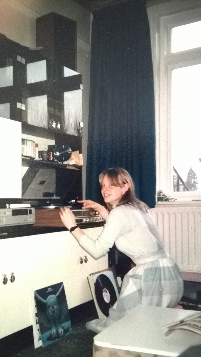 Kathryn_MMorris's tweet photo. When my ex, was out, for his bday, I put an LP on, #RushFans #FlyByNight although I hate this one now. Prefer HyF, RtB, GuP. Pic taken 1984. https://t.co/f5kvxZdpyD