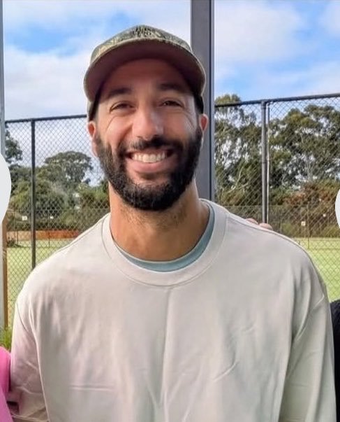 ricciardosbabe's tweet photo. Daniel got a haircut, Max got a haircut.

The Maxiel agenda is thriving 🫶🏻 https://t.co/96hPIgO4I1
