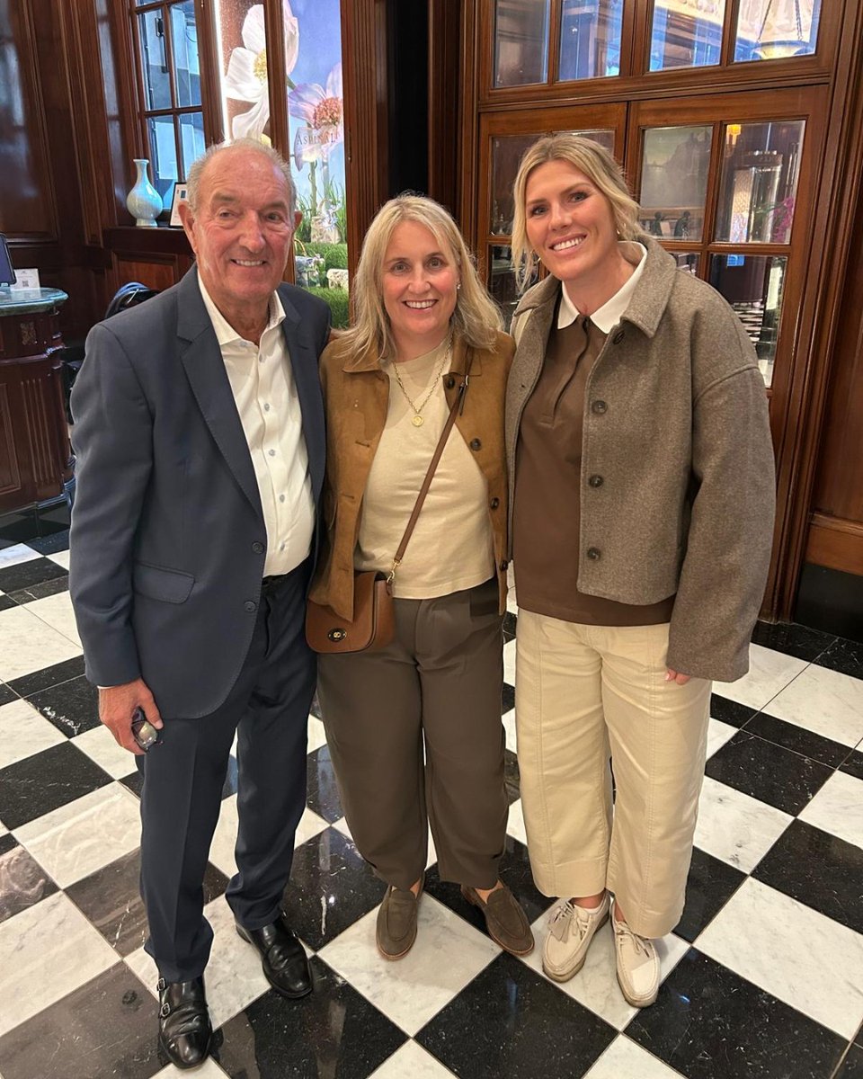 TheLPFF's tweet photo. Huge thanks to VP @emmahayes1 , Millie Bright &amp; @AG_Smithy for hosting a charity lunch supporting London Playing Fields Foundation at @TheSavoyLondon ⚽️💚 

#LondonPlayingFieldsFoundation #ActiveCommunities #FootballForGood https://t.co/gVYC0dMPVH