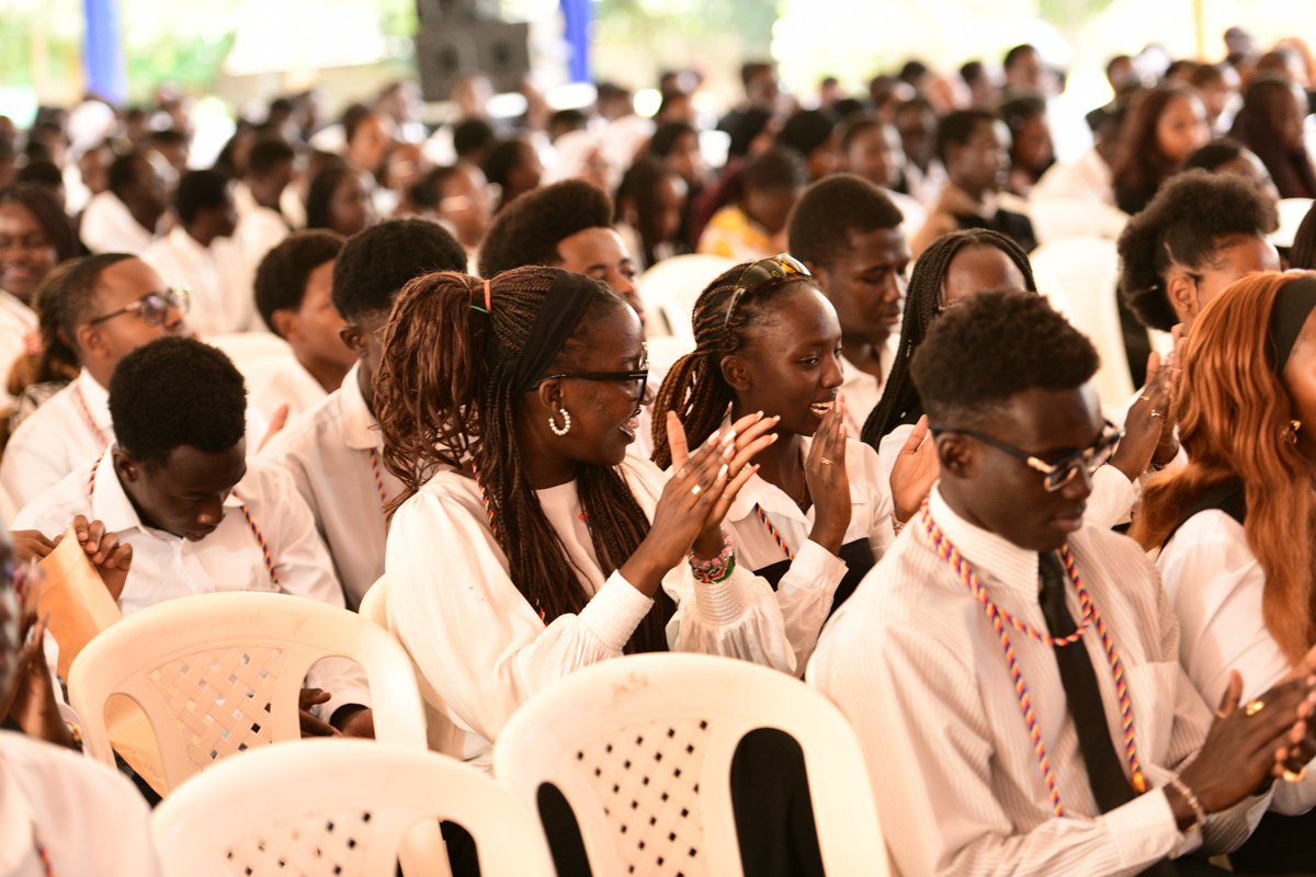 StrathU tweet picture