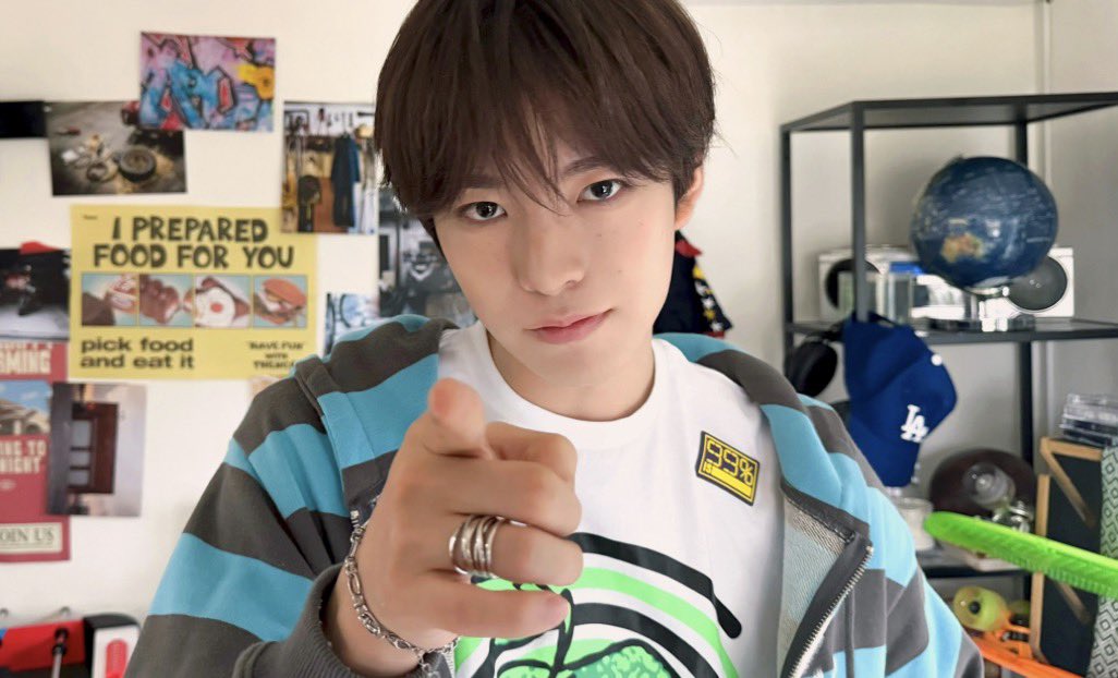 yushiiscat's tweet photo. 아 미쳤다 개귀엽다 https://t.co/tuuw6T4IFf