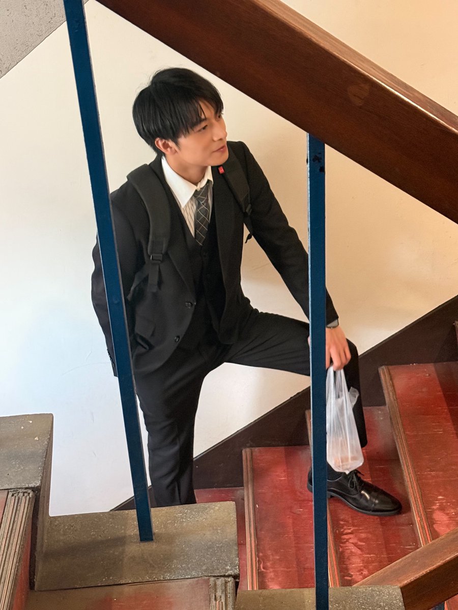 saitoryu616's tweet photo. 塩野全身集。
#キスあと 
#脚が長いので 
#つま先までは写りません
#自画自賛 #人生はポジティブに https://t.co/ClLAaZ5VZ6