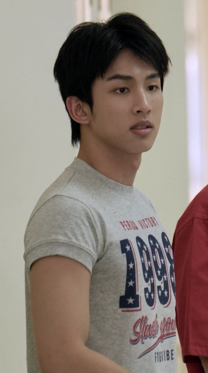 imymorr's tweet photo. สงสารแขนเสื้ออออ https://t.co/SnGXGwo9JH