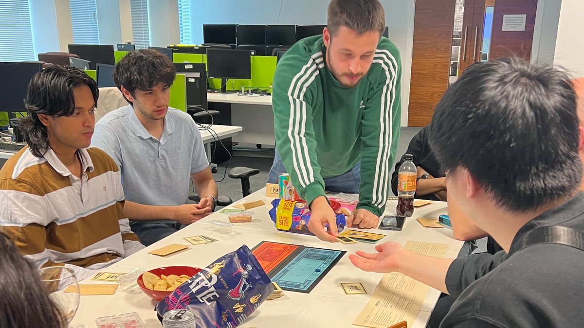 LGEnergyGroup's tweet photo. Yesterday, LG Energy hosted a boardgames night in support of @macmillancancer. Everyone gathered together to enjoy an evening of games and friendly competition, whilst raising money for a good cause.
#Macmillan #boardgames #cancerawareness #LGEnergy https://t.co/m09La08iW9
