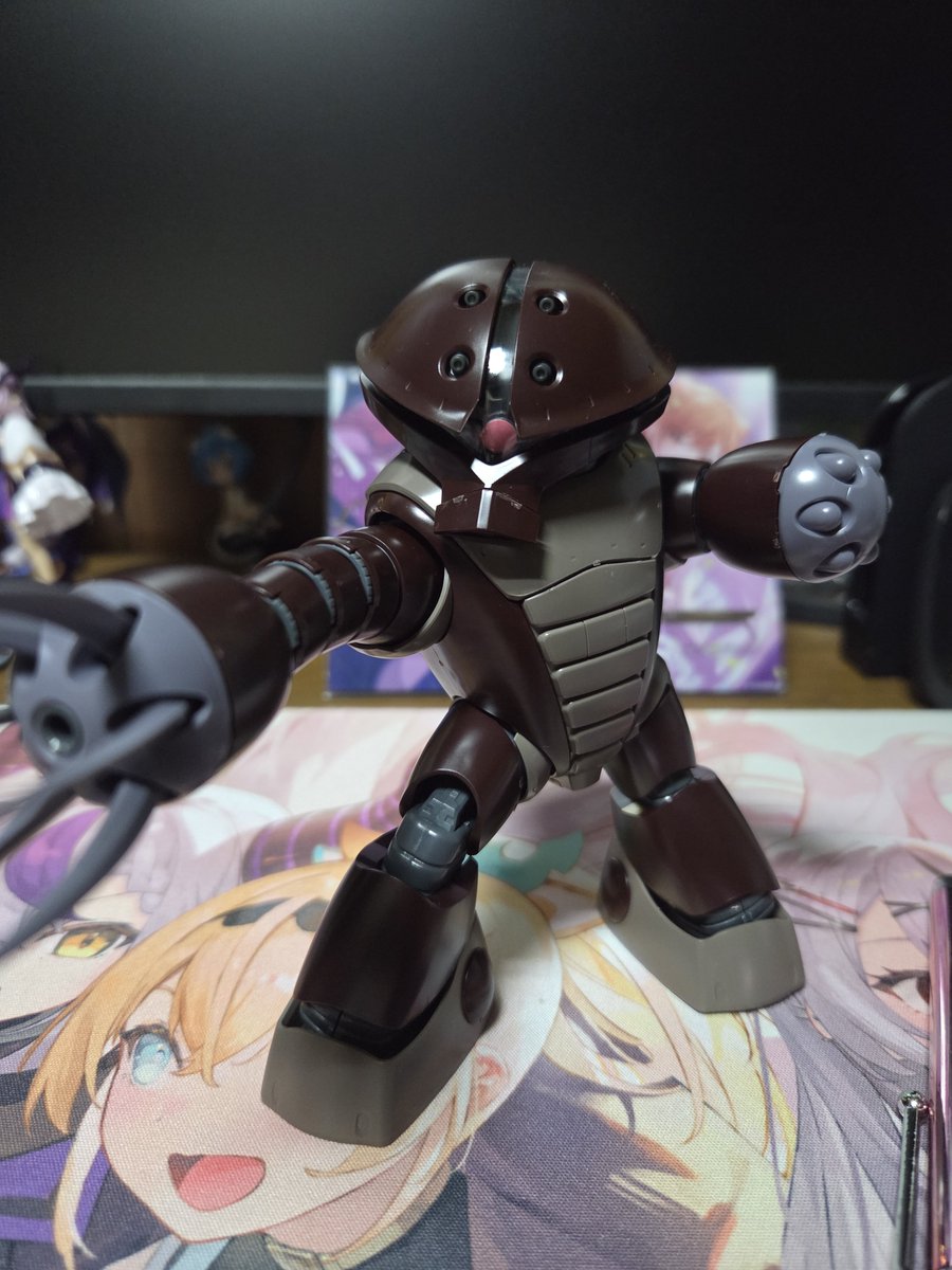 sekai_mirai's tweet photo. その作ってたガンプラがアッガイです
＃アニメっす https://t.co/i0swH6TJPW