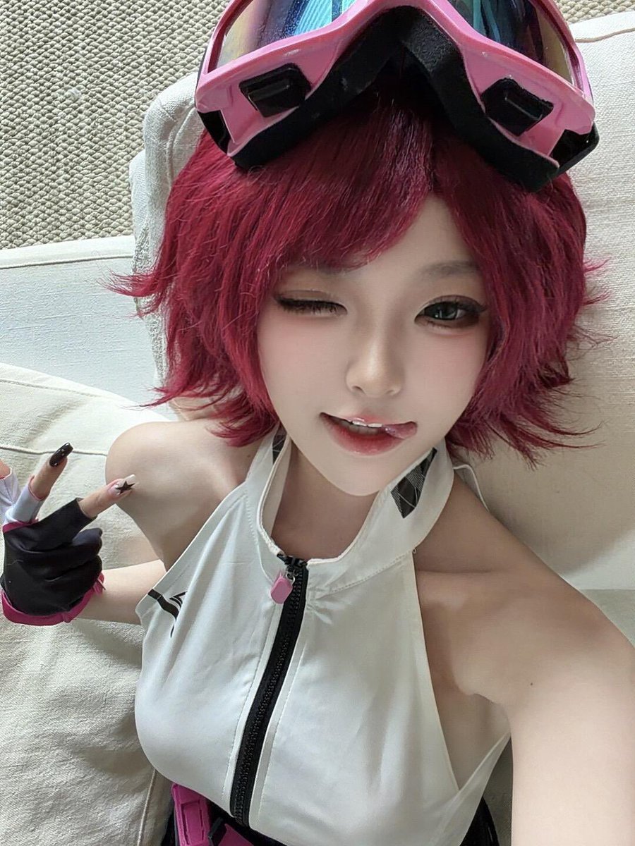 Evasun08's tweet photo. 本人已和平分手，正式宣布单身，回归推特，这次破防算我输……给B看
不要🚪⌚️🚪 https://t.co/TG6gjNmVU7