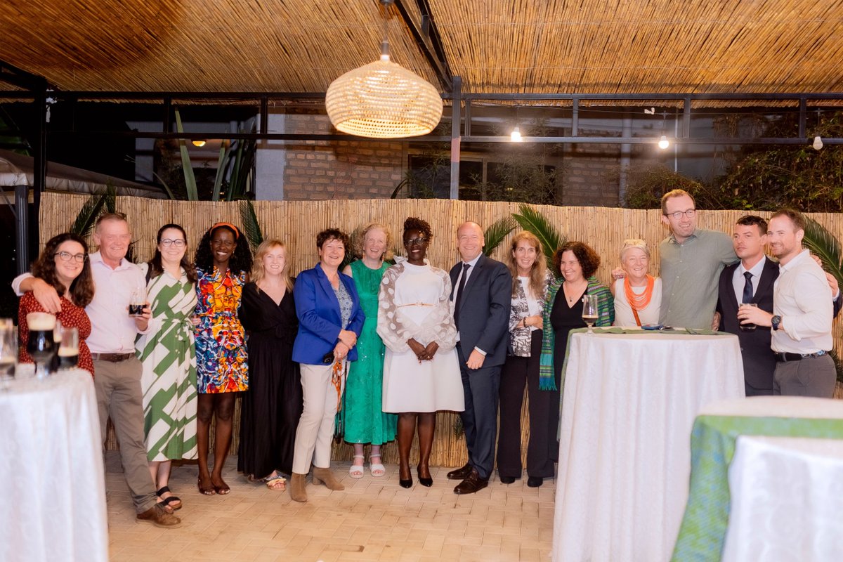IrlEmbUganda's tweet photo. Great week in Rwanda strengthening the friendship between our two countries &amp; introducing our new Honorary Consul, Hugh Delaney 🇷🇼🇮🇪
An important step in deepening the connections between our communities, businesses and people🤝 https://t.co/0zJuPKIIu0