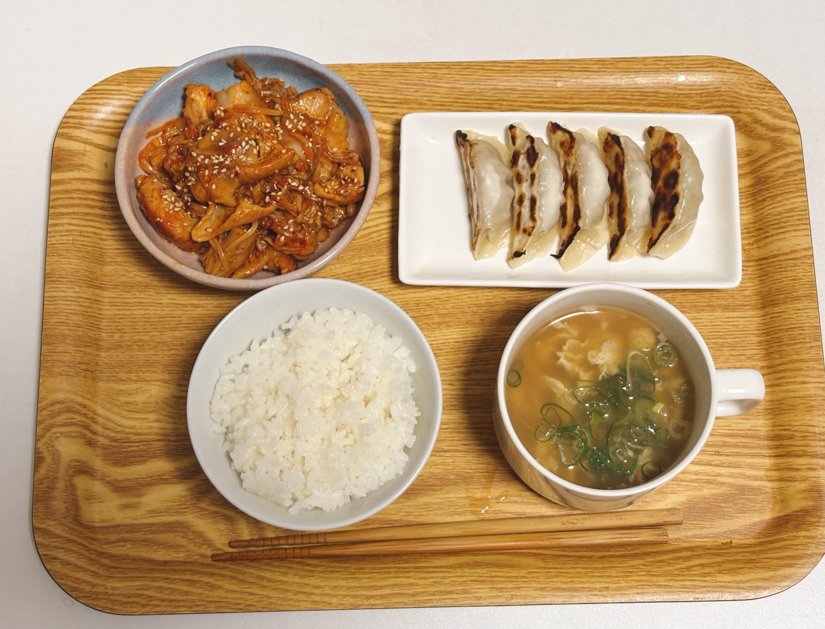 tiys91's tweet photo. 素晴らしい夜ご飯🙌 https://t.co/7qYSrdv00m