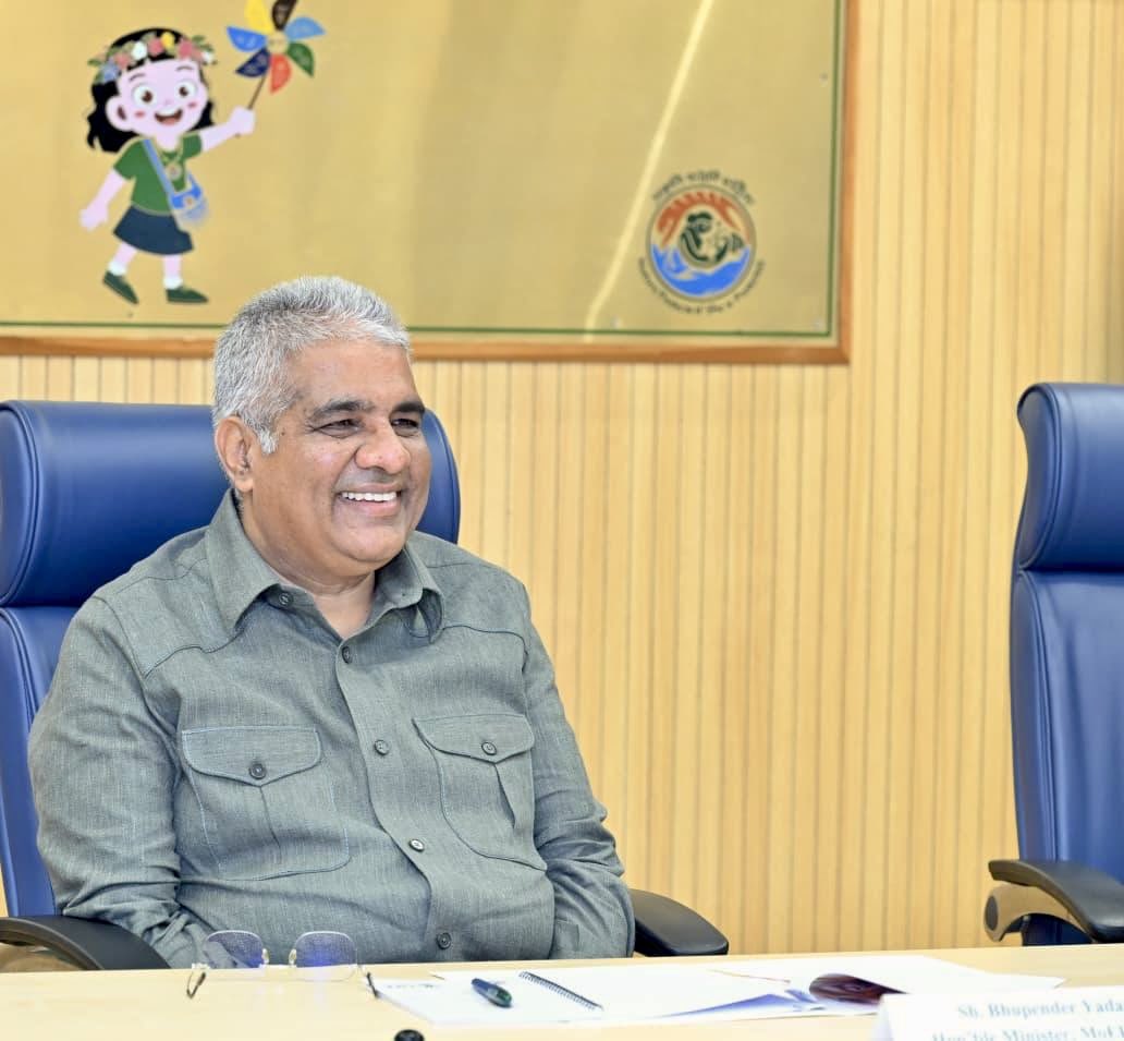 byadavbjp's tweet photo. Launched the inception workshop for 6th cycle of Management Effectiveness Evaluation of Tiger Reserves, which will cover all 58 Tiger Reserves in the country, in India, today in Delhi, along with MoS Shri @KVSinghMPGonda. 

Emphasized the need to continuously integrate evolving scientific processes and technologies into wildlife conservation and evaluation. Also, stressed that a science-based approach must be guided by compassion, values and vision to ensure harmonious engagement between forest departments and local communities.

https://t.co/wQCpSXKSbl