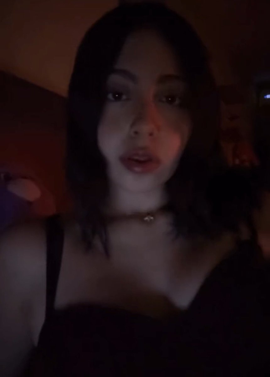 nanamyux's tweet photo. Me echarías tu cum en mi cara? https://t.co/DwuzKleDeH