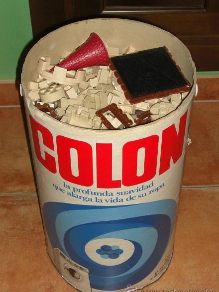 genteEGB's tweet photo. Like si también lo usabas para guardar los juguetes una vez terminado el detergente 😉

Para que digan que antes no se reciclaba 😜 https://t.co/DqQ5bLhrM6