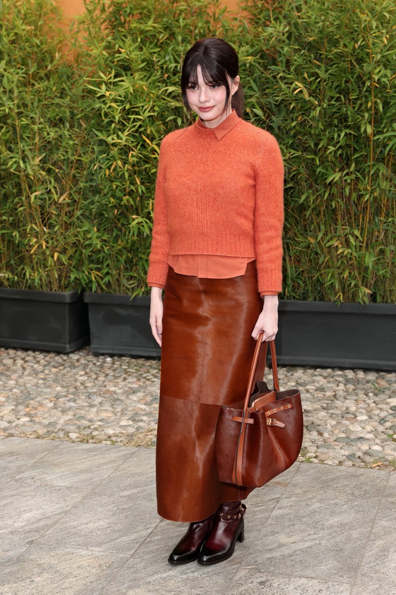 lavoirmagazine's tweet photo. Becky Armstrong attends the Tod’s Spring/Summer 2027 show at Milan Fashion Week. https://t.co/65Ewl9JIgw