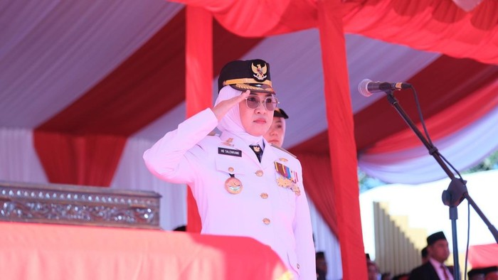 LambeSahamjja's tweet photo. bupati gowa jadi tersangka pungli pbg dengan 4 klaster pemerasan:
- klaster 1 minta rp1 sampe 1,5 juta per rumah ke pengembang total dapet rp150 juta
- klaster 2 minta rp85 juta tiap gerai indomaret baru total rp850 juta buat beli rumah dan mobil pribadi
- klaster 3 minta diskon 70 persen beli rumah jadi syarat izin pakai duit kickback pengadaan ambulans
0 klaster 4 minta dana sponsor rp100 juta buat acara beautiful malino sebelum izin gerai disetujui
- uanganya di gunain buat beli mobil dan rumah