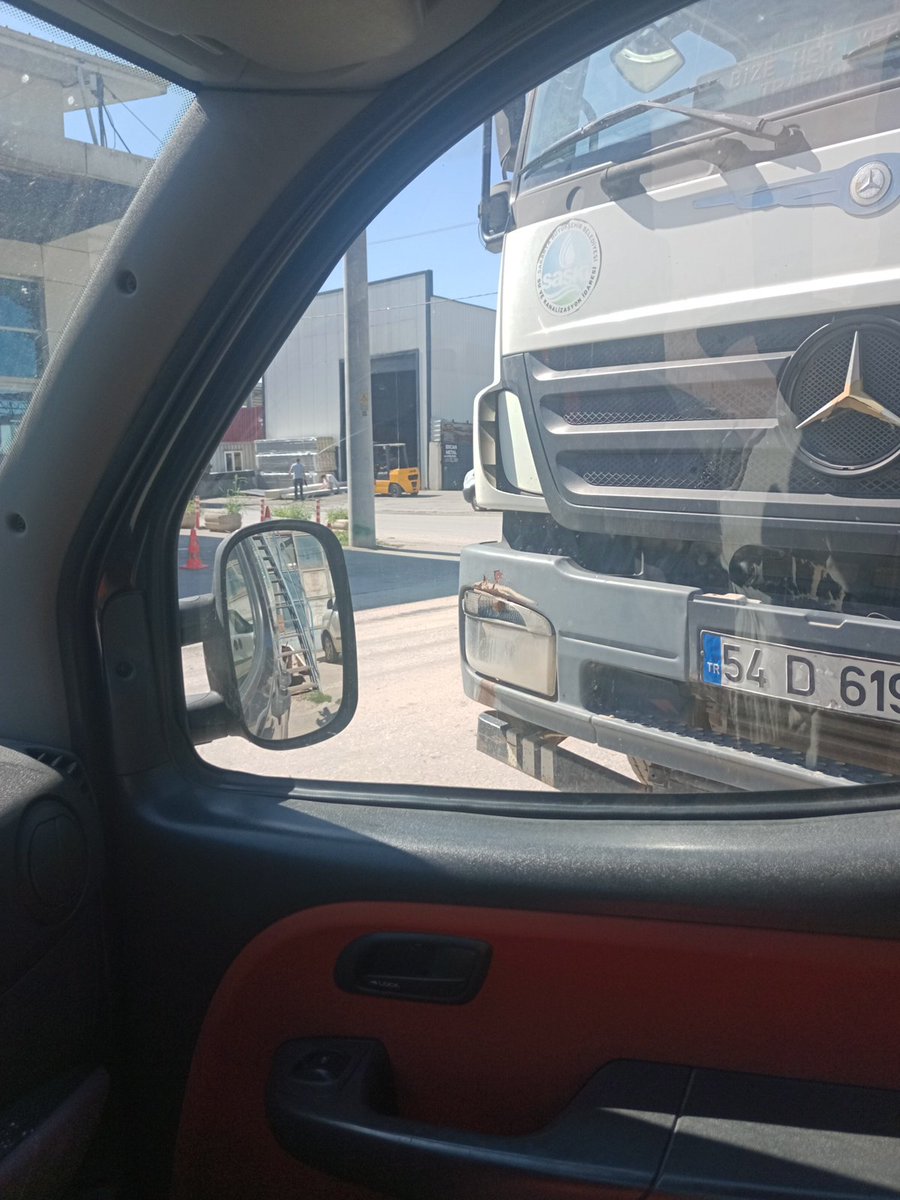 kovboy54545454's tweet photo. Dörtyol sanayisinde olduğum dorudur https://t.co/YamBoDhrmy