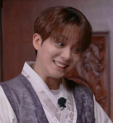 applteez's tweet photo. this jongho and this wooyoung https://t.co/xpXEEQdD4F