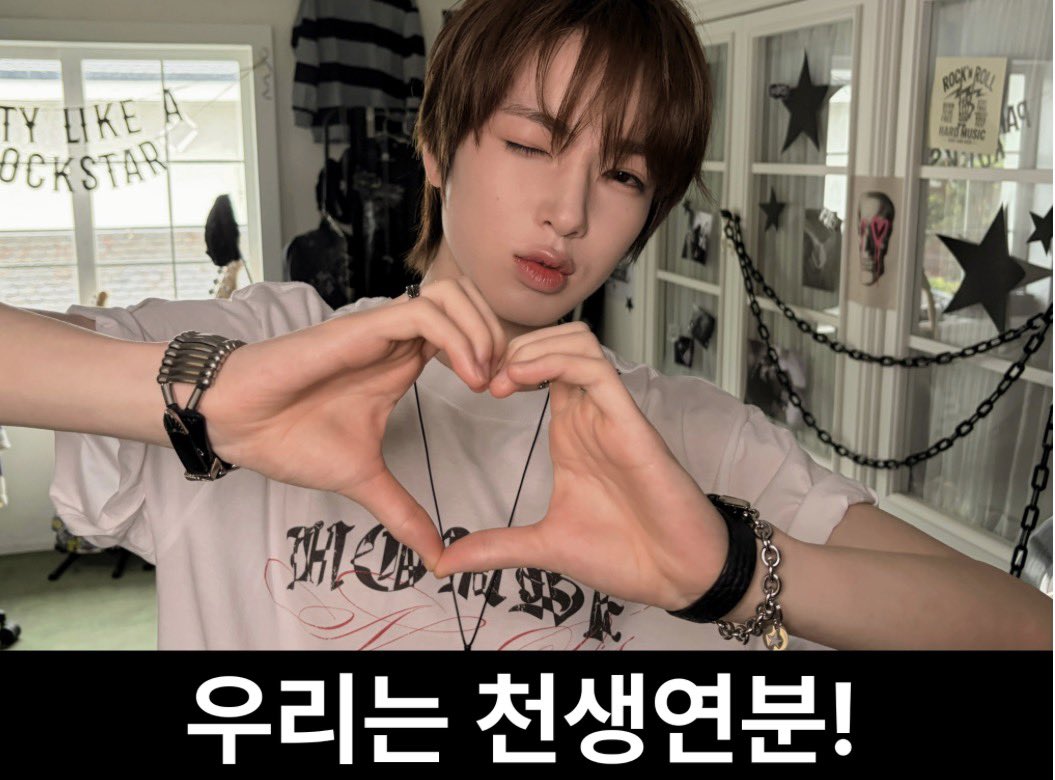 zzo1us2ong's tweet photo. 애교쟁이ㅋㅋ♥︎♥︎ https://t.co/yD8qwLw9tO