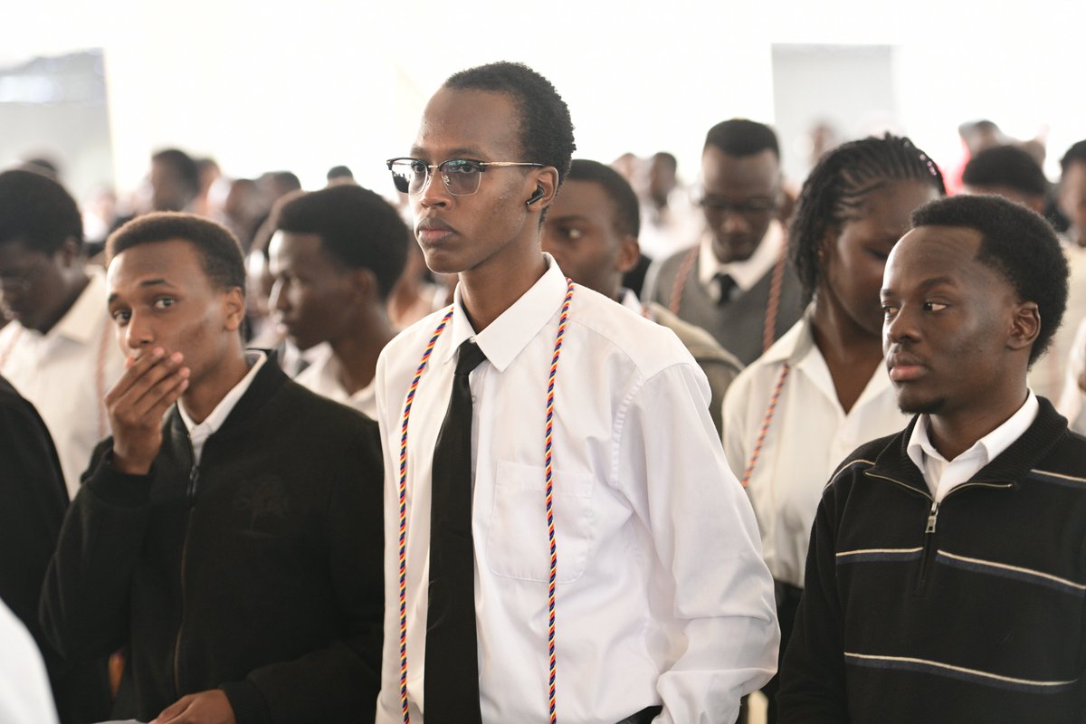 StrathU tweet picture