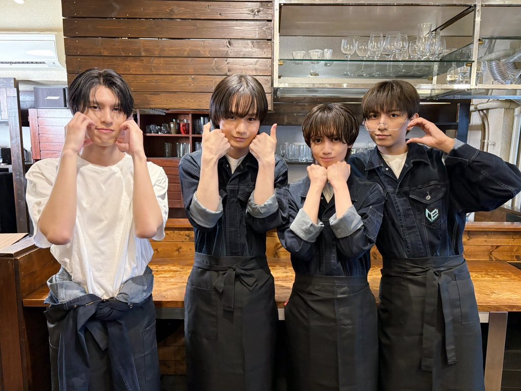 ICEx_official's tweet photo. ／
スタチャン× #ICEx
『ICExがあなたを癒します♡ 
RELAx ICEx』
＼

# 4 Part 4を公開！

#TAKUYA さんの胸をざわめかせる💓
山本のコースメニューに激甘注意報発令中🌪️
そして激甘でおもてなし1位に輝くのは…？

▼ご視聴はこちらから
https://t.co/VTIhsJ3RMn

@stdch_staff 
#BUDDiiS @buddiis 
#RELAxICEx