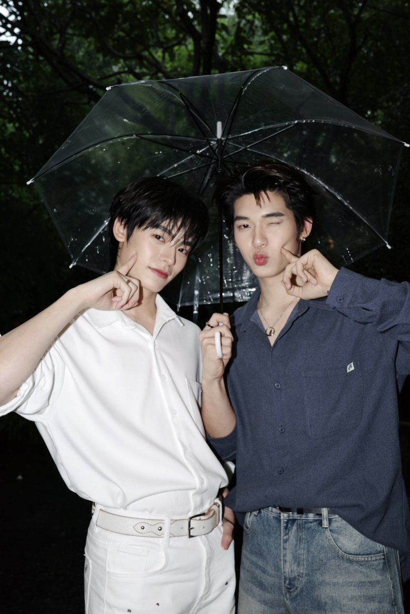 jarinyaofficial's tweet photo. เธอมากับฝน☔️

LETS WALK WITH TEETEEPOR
#LostMapsJARINYAxTTP
#jarinyaofficial
#jarinyaxteeteepor
#twnpich
#porsuppakarn https://t.co/KQxJrioRF5