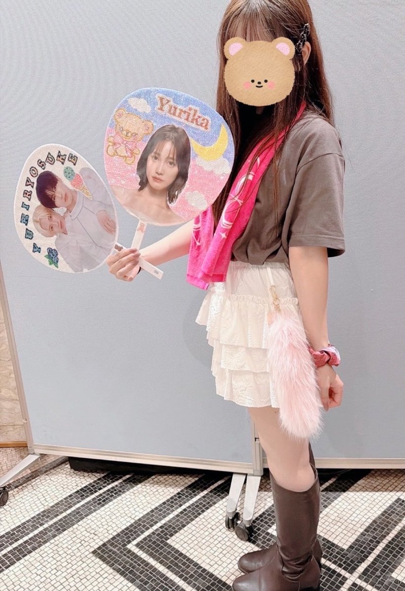 Hana_yuluna34's tweet photo. 幸せな時間だったなぁ🥹
ゆりかちゃん、りょうすけくんともお目目合って嬉しかったし
ゆうきくんタオルふりふりして
遊んでくれてありがとう☺️
@yrk_saranghaeyo さんギャル刀✨️
持たせてくださってありがとうございました💕
#中村ゆりか
#YOUR
#4UGALAXY https://t.co/2kyfnEhur9