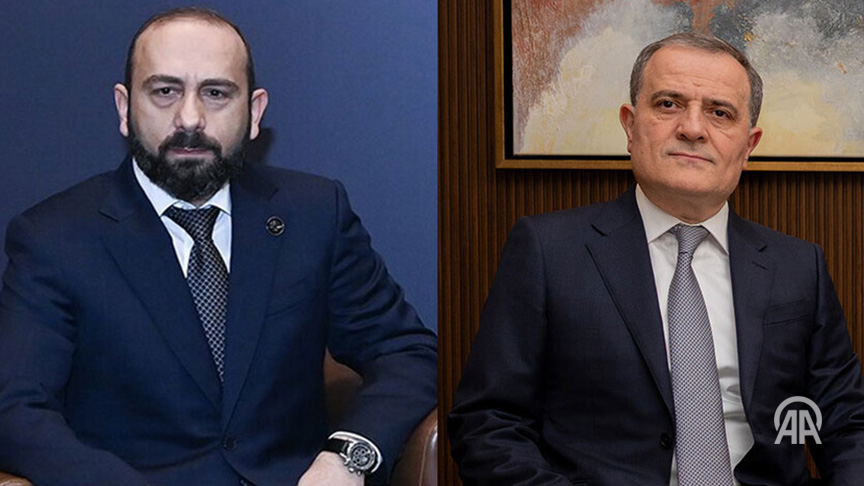 anadoluagency's tweet photo. 🤝 Azerbaijani and Armenian foreign ministers hold talks on sidelines of UN General Assembly in New York

📍 Jeyhun Bayramov and Ararat Mirzoyan underline the importance of peace and review progress since the Washington summit in August 2025

🔹 Ministers discuss 'unblocking' economic and transport links between two countries https://t.co/qzh8oy8FId
