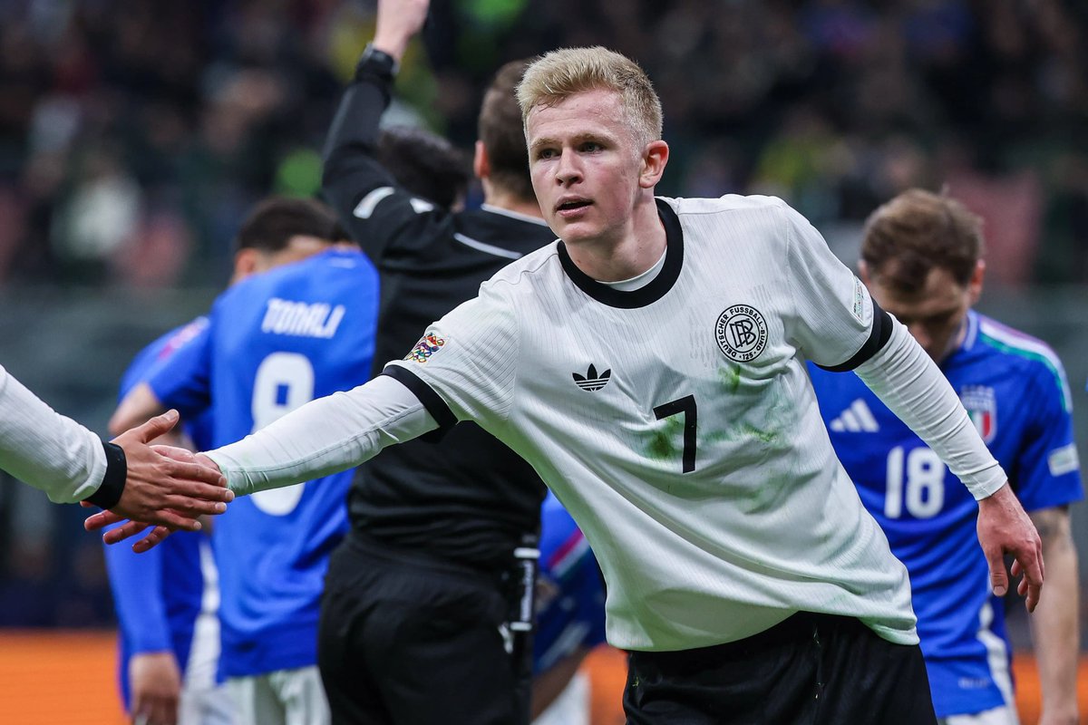 iMiaSanMia's tweet photo. 🇩🇪 Jamal Musiala (thigh strain) and Kai Havertz (muscle sprain) have withdrawn from Germany's squad 

Florian Wirtz and Jonathan Burkardt will join the team earlier than planned and will be available for the game against Greece on Sunday https://t.co/GI99rbWdxq