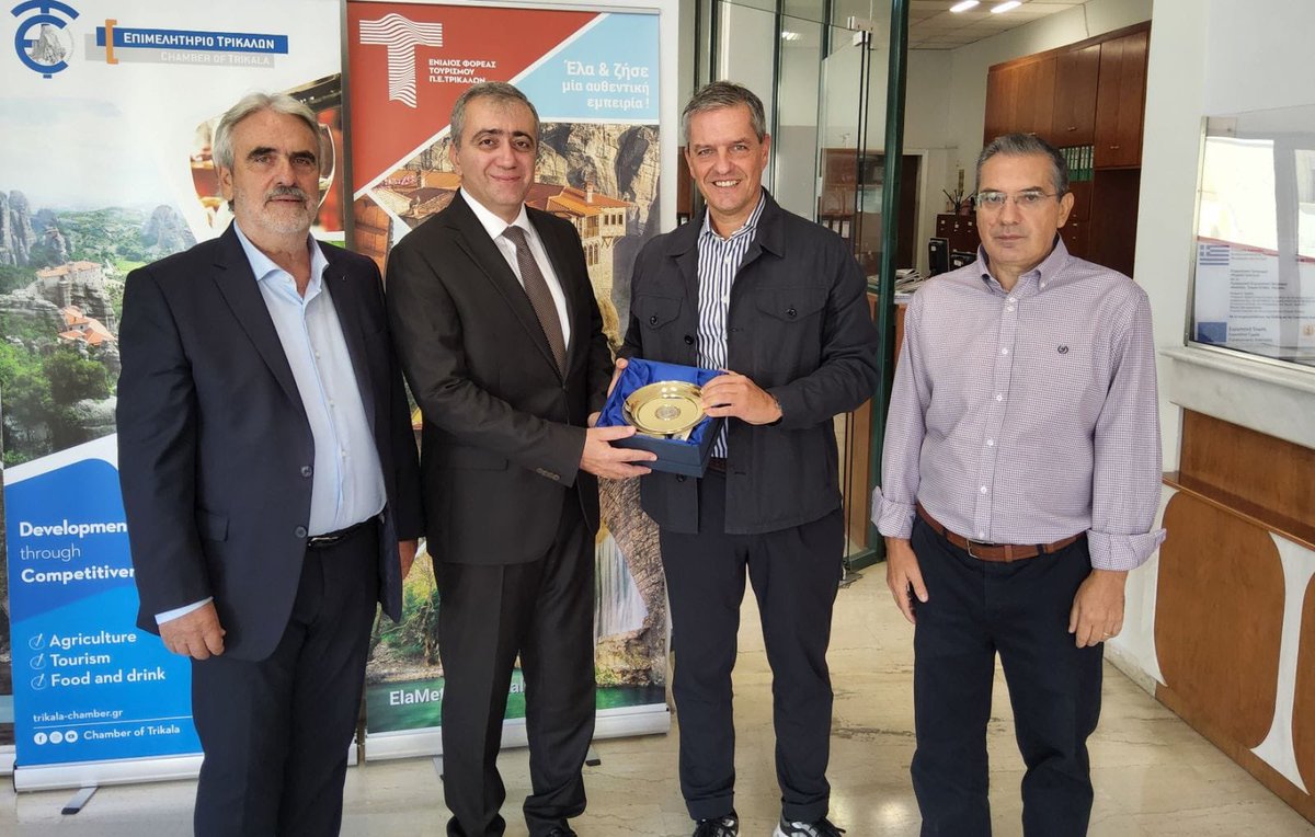 AzembassyGreece's tweet photo. In Trikala, Ambassador Arif Mammadov met with Konstantinos Papaefthymiou, President of the Trikala Chamber of Commerce, Vasilis Giagiakos, Secretary General, and Dimitris Tsolas, Head of GEMI and Business Services.

The meeting focused on opportunities for expanding business ties between Azerbaijan and Greece, with an emphasis on fostering contacts between business communities and exploring new avenues for cooperation.